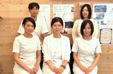 副院長と職員4名がICL手術を受けています